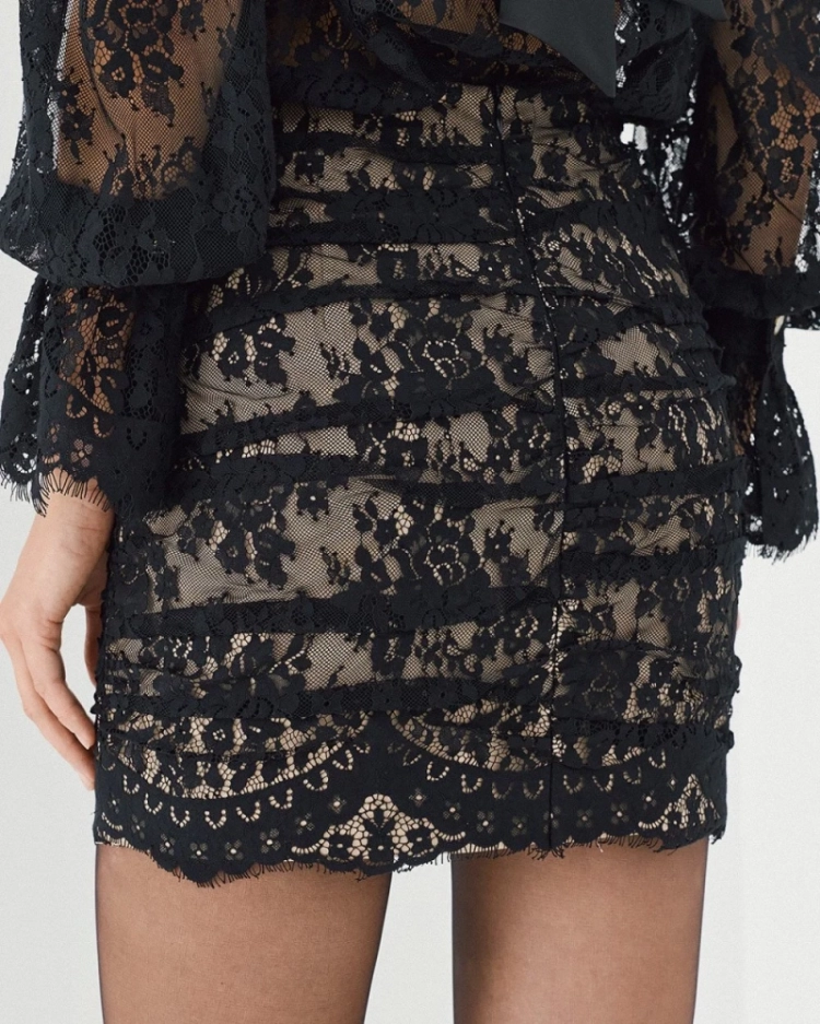 Womans lace Zwart