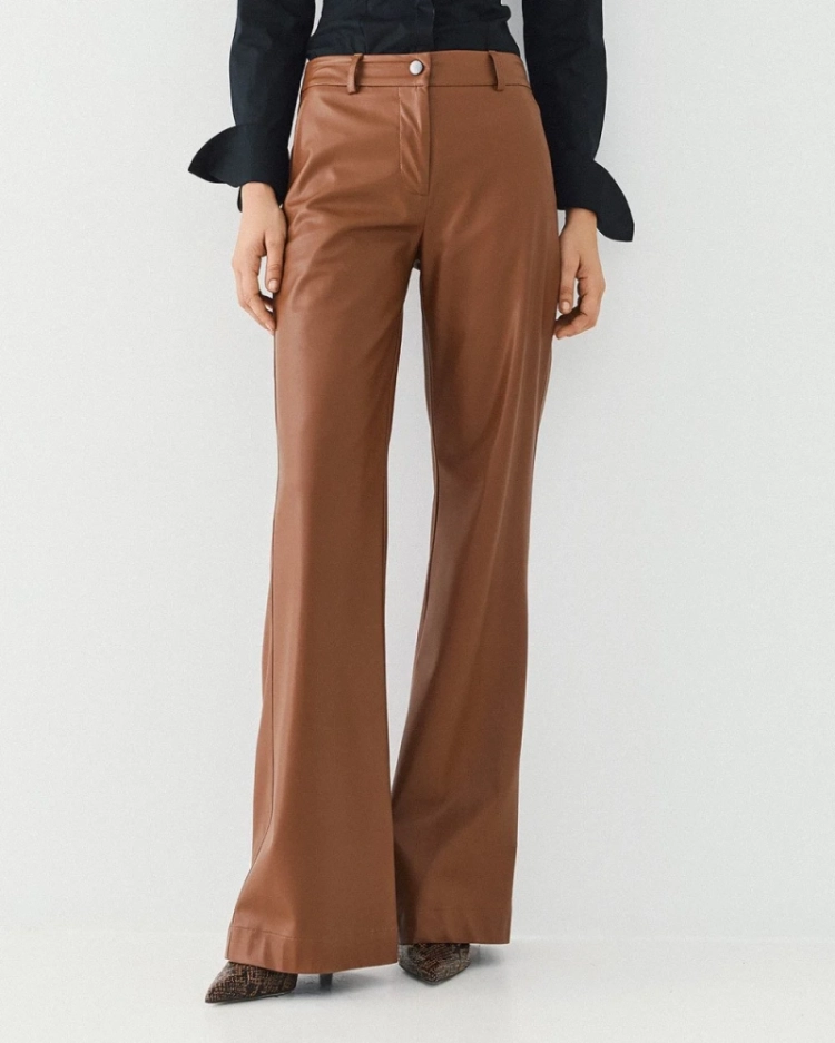 Womans leather Cognac