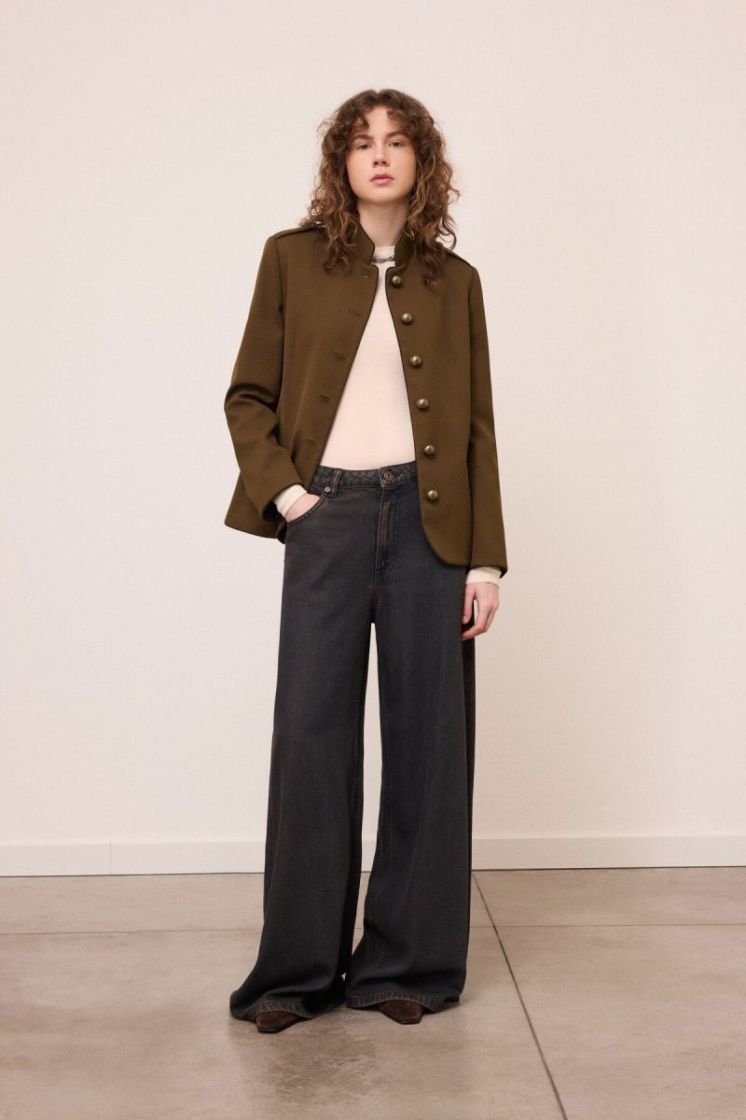 Super wide Brown