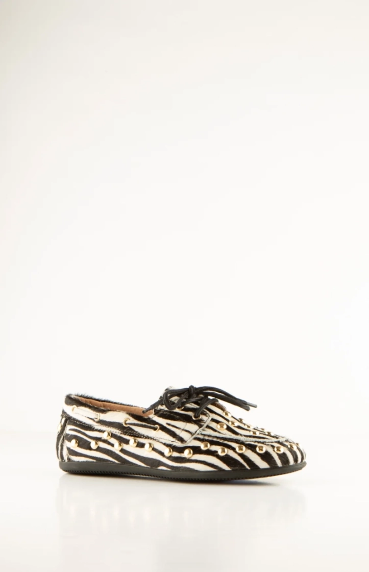 Latty big studs Zebra