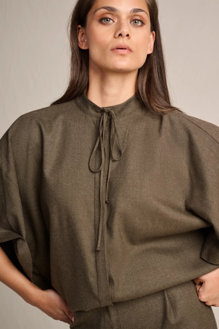 Blouse Rules 128 olive